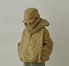 画像2: MOUN TEN./MOUNTEN/マウンテン/キッズ/ジュニア/子供服 zigzag quilt sepalate coat light khaki 110cm 125cm 140cm (2)